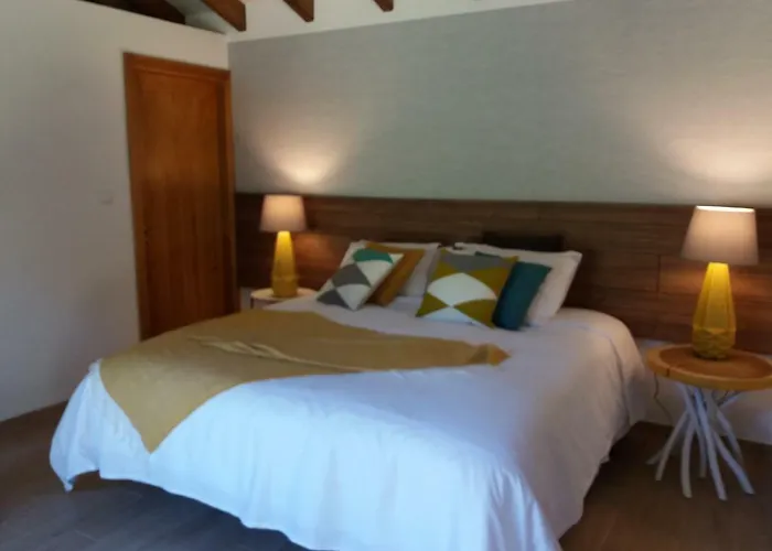 Casteletes * Urzelina