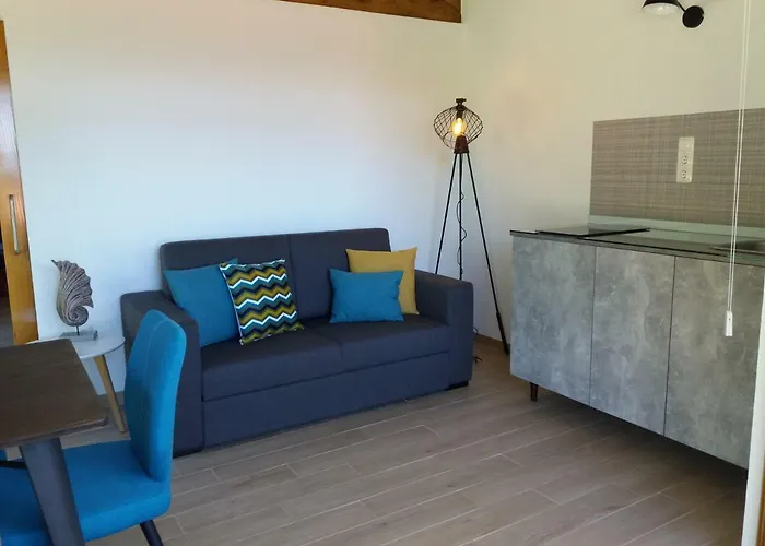 Casteletes בית חווה